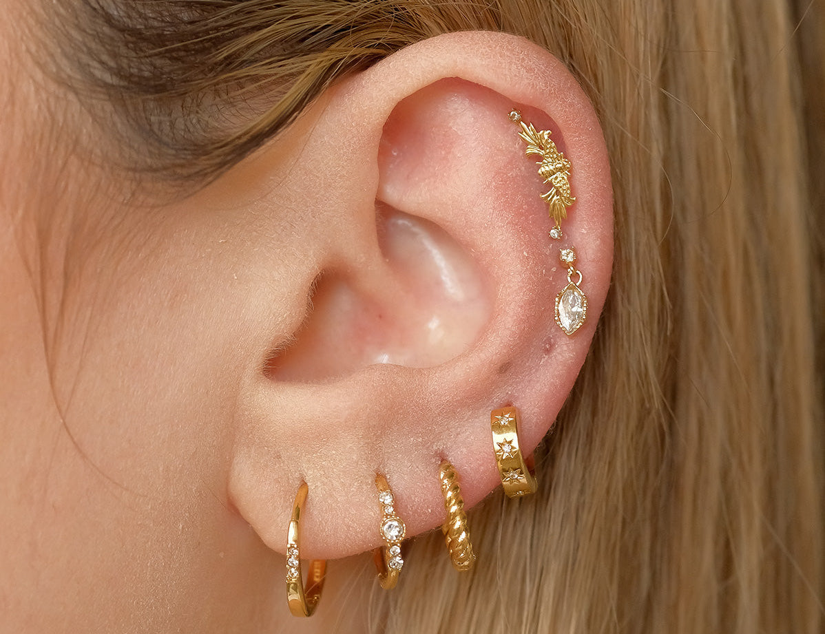 14K Solid Gold Bella Twist Huggie Hoops | S-kin Studio Jewelry | Ethical Piercing Earrings
