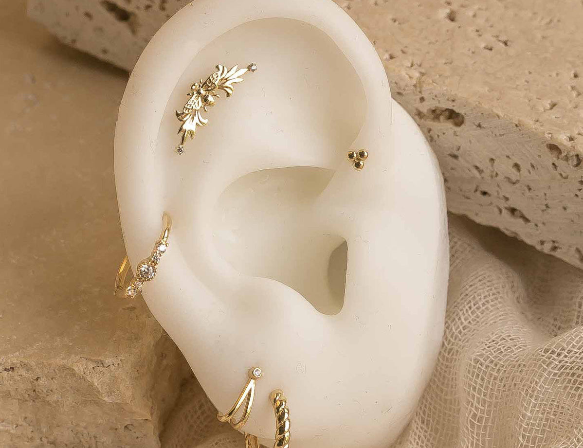 18K Gold Fill Bella Twist Huggie Hoops | S-kin Studio Jewelry | Ethical Piercing Earrings