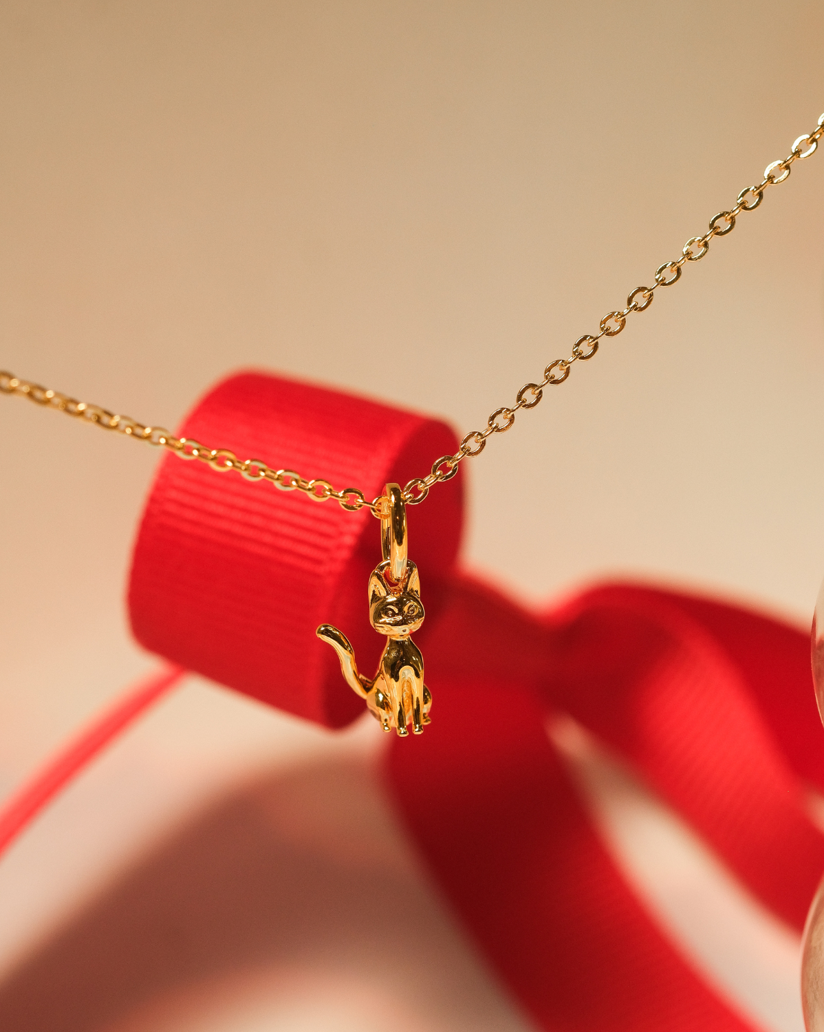 Solid Gold Sitting Jiji Cat Charm