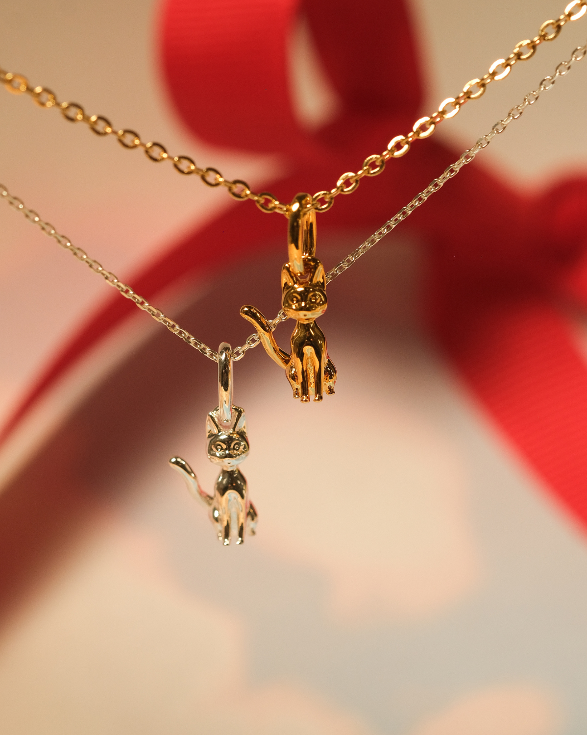 Solid Gold Sitting Jiji Cat Charm