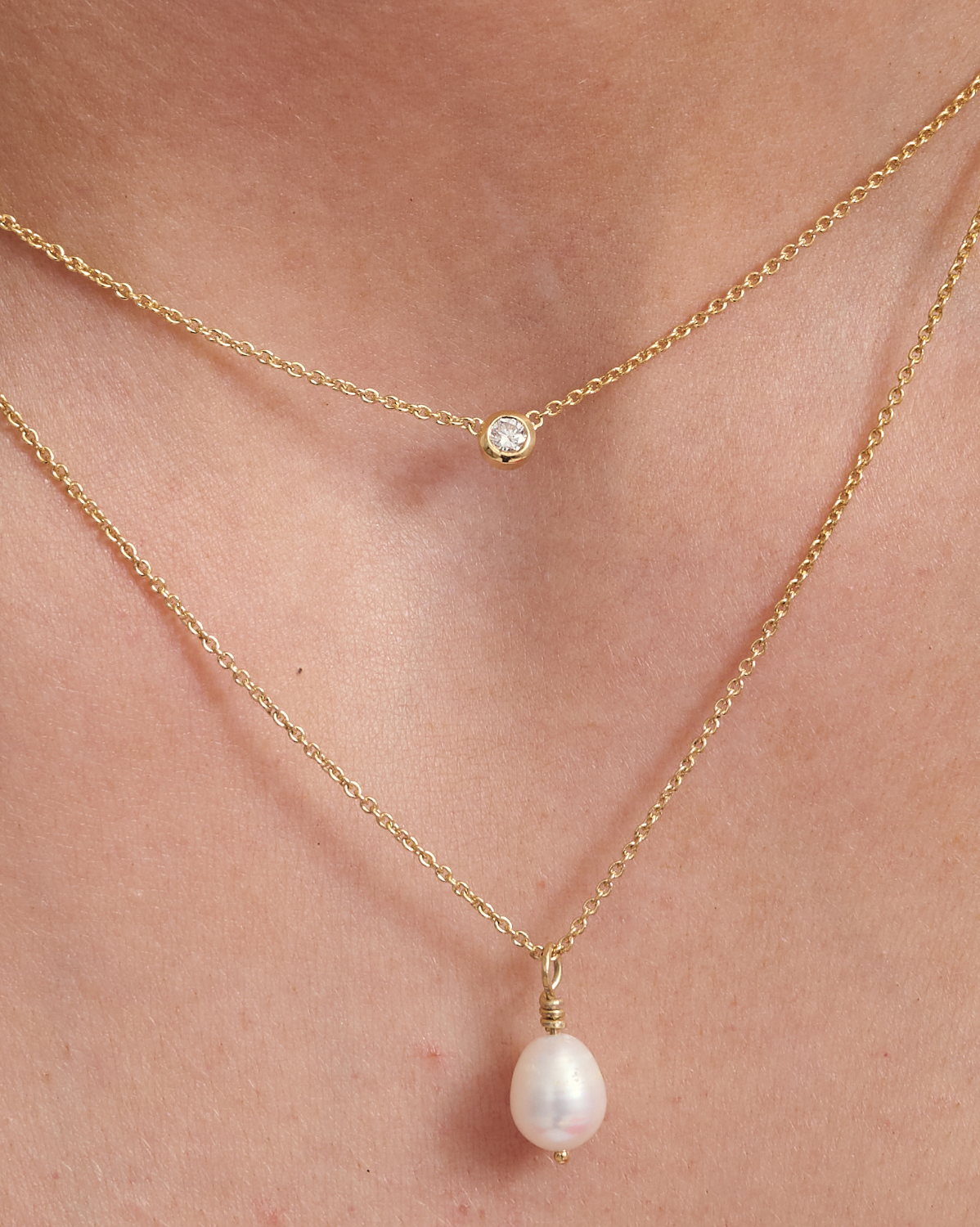Teroso Bezel Diamond Solid Gold Necklace