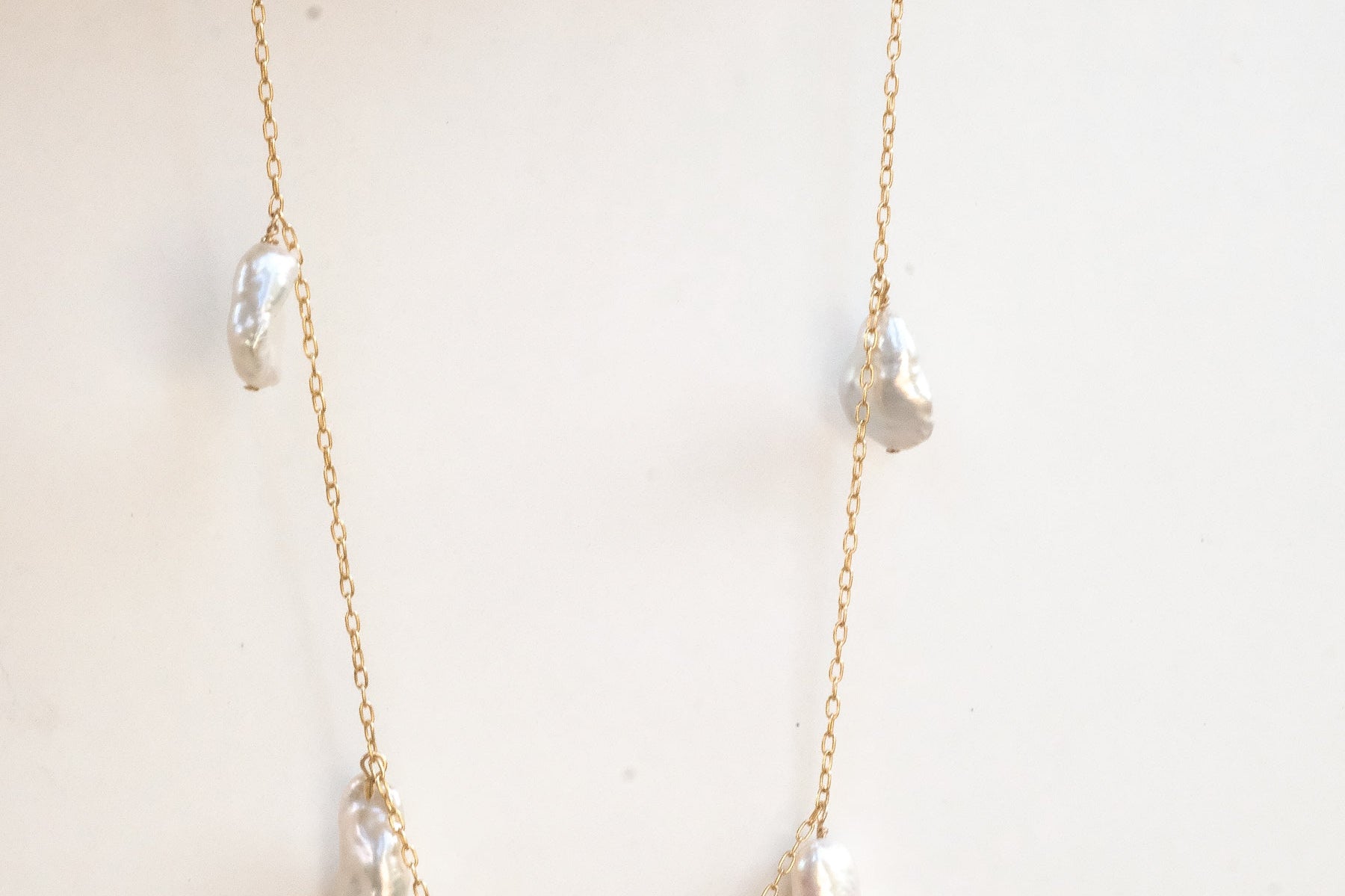 Ana Keshi Pearl Necklace - S-kin Studio Jewelry | Minimal Jewellery That Lasts.
