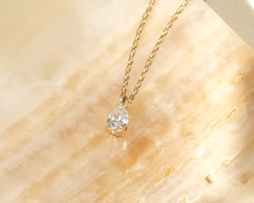 Pear shaped online diamond necklace setting